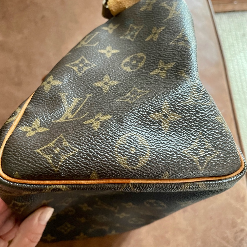 Louis Vuitton Monogram Speedy 25 handbag - Picture 8 of 14